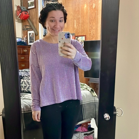 Zenana Outfitters Tops - NWOT Zenana purple and white striped top